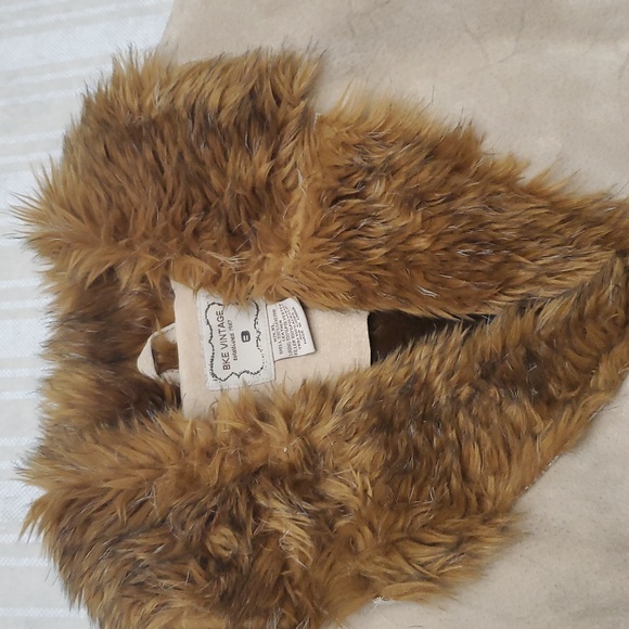 BKE Tan Leather Jacket with Brown Fur Trim - Picture 3 of 11